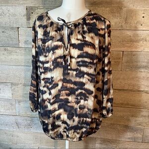 Willi Smith women’s animal print blouse in size medium
